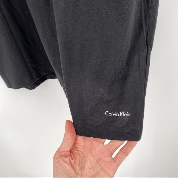 Calvin Klein Mens Classic Solid Black Tee Basic T-Shirt Size XL - Picture 3 of 6